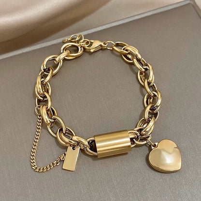Pulsera Gruesa de Corazón | Oro