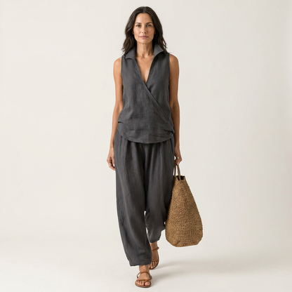 Twiila | Top cruzado y pantalones anchos